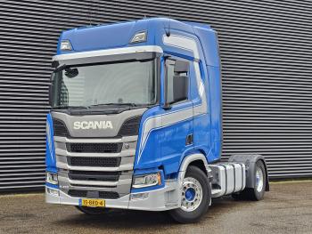 R450 4x2 / RETARDER / HYDRAULIC / PARKING COOLER